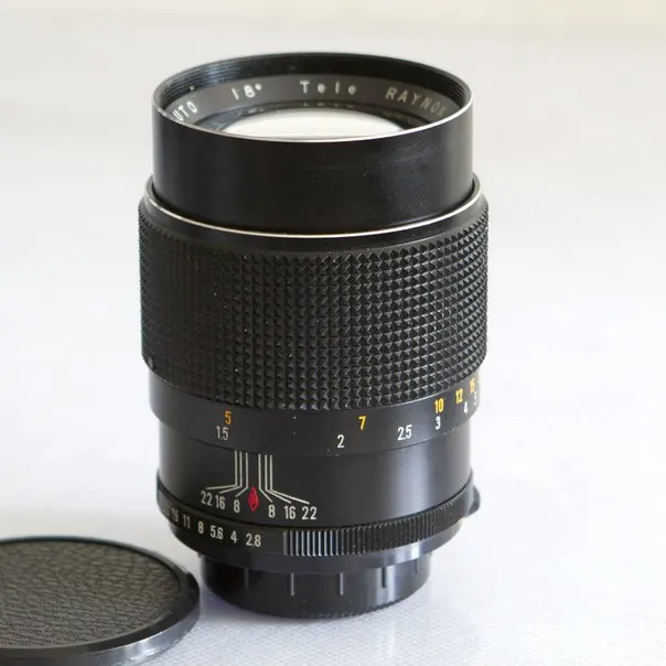 Raynox 135mm f/2.8 tele auto
