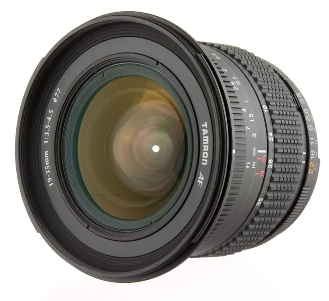 Tamron AF 19-35mm f/3.5-4.5
