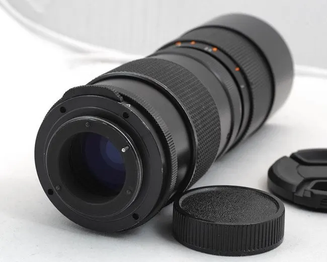 Travenar 90-210mm f/4 Auto Tele-Zoo