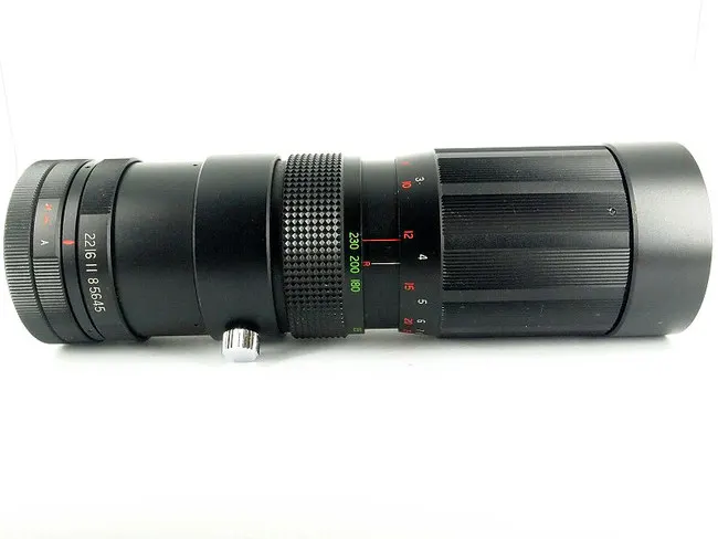 Raynox Tele-Zoom 90-230mm f/4.5
