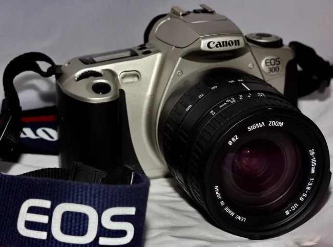 Sigma AF 28-105mm f/3.8-5.6 UC-III Aspherical IF
