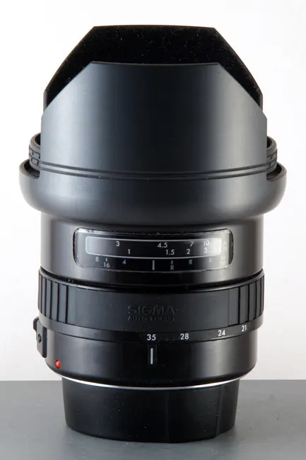 Sigma AF 21-35mm f/3.5-4.2