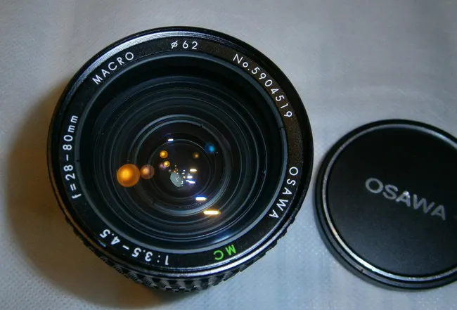 Osawa 28-80mm f/3.5-4.5 MC Macro