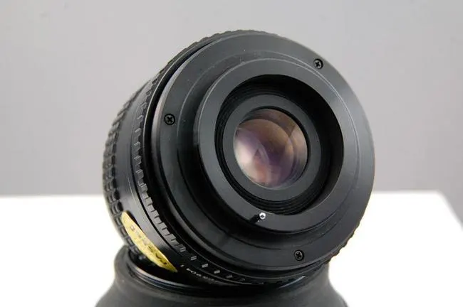 Pentacon Prakticar PM 28mm f/2.8 MC