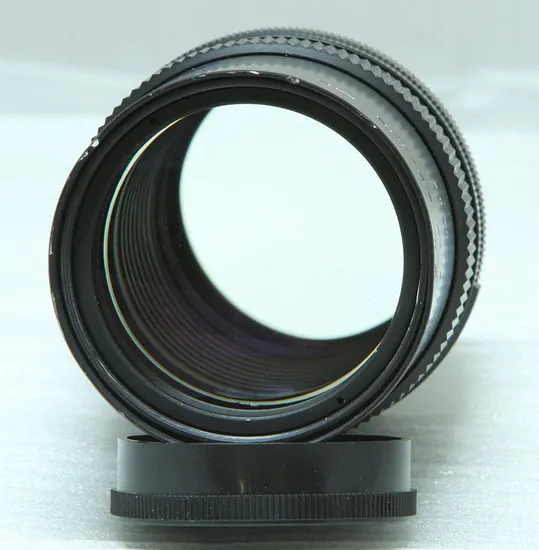 Pentacon 135mm f/2.8 MC auto