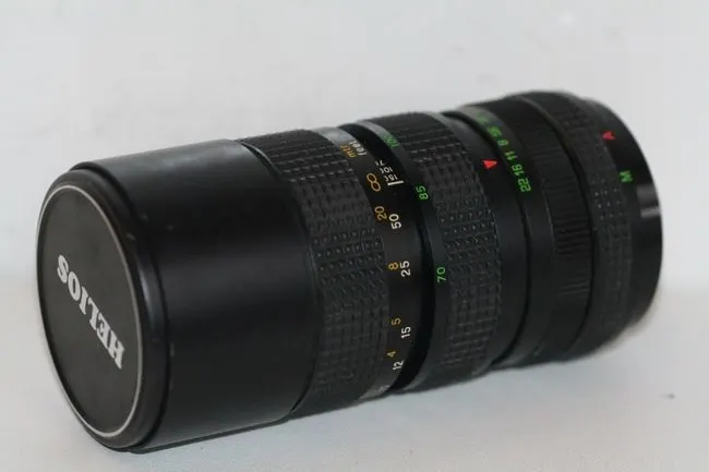 Helios 70-150mm f/3.8 Auto
