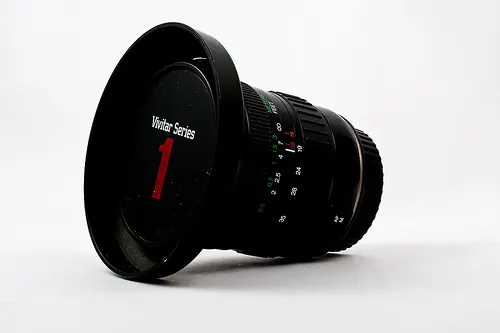 Vivitar AF Series 1 19-35mm f/3.5-4.5 MC
