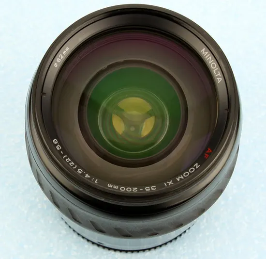 Minolta AF 35-200mm xi f/4.5-5.6