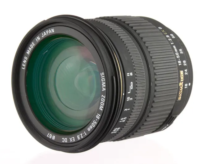 Sigma AF 18-50mm f/2.8 EX DC D