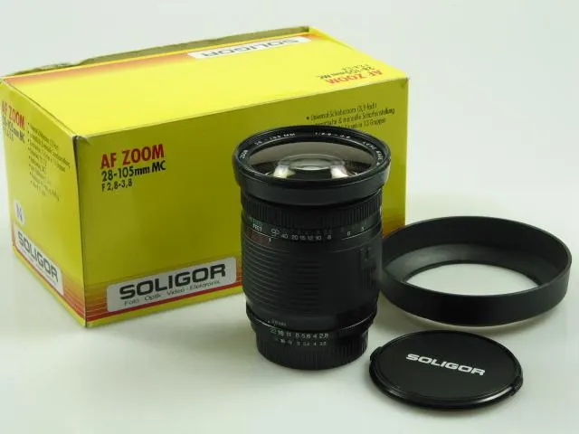 Soligor 28-105mm f/2.8-3.8 MC AF
