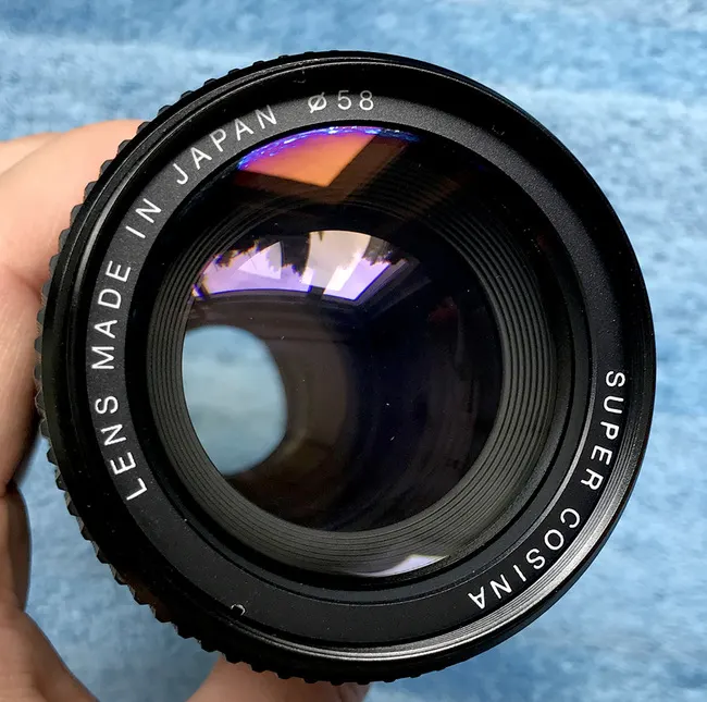 Super Cosina 35-135mm f/3.5-4.5 MC Macro