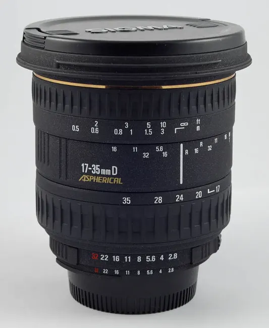Sigma AF 17-35mm f/2.8-4 EX Aspherical
