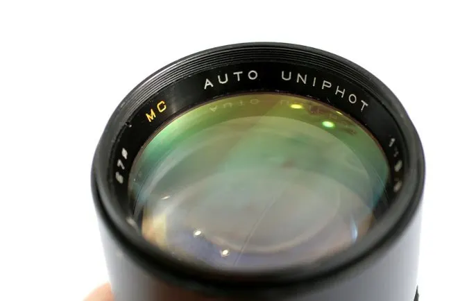 Uniphot 200mm f/3.3 MC Auto