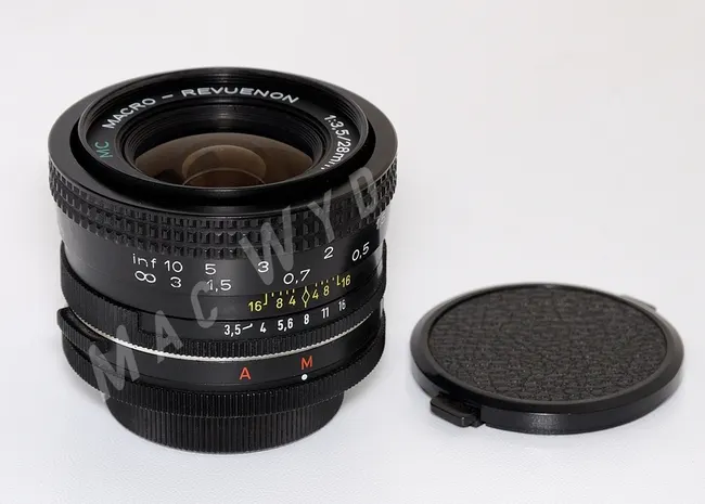 Macro-Revuenon 28mm f/3.5 MC