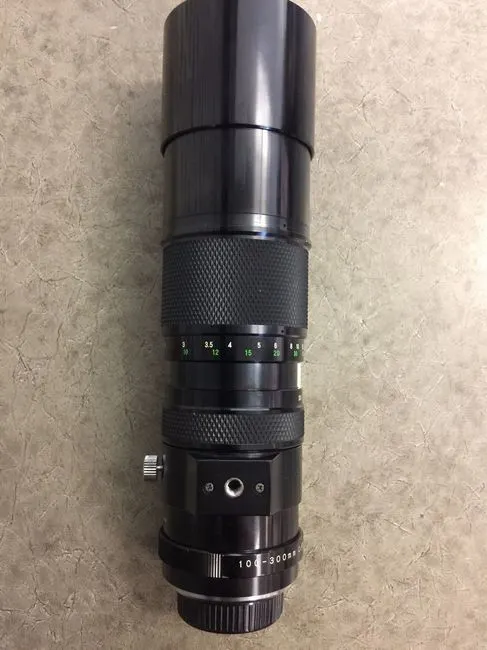 Uniphot 100-300mm f/5 Auto-Zoo