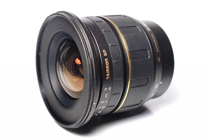 Tamron AF 20-40mm f/2.7-3.5 Aspherical IF