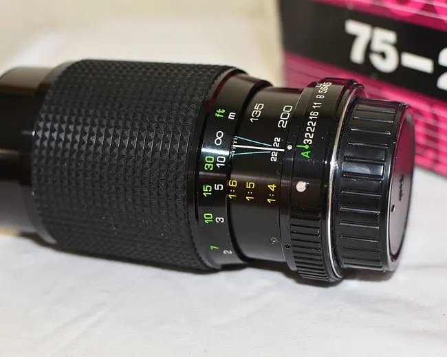 Astron 75-200mm f/4.5 MC