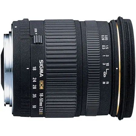 Sigma 18-50mm f/2.8 EX DC Macro