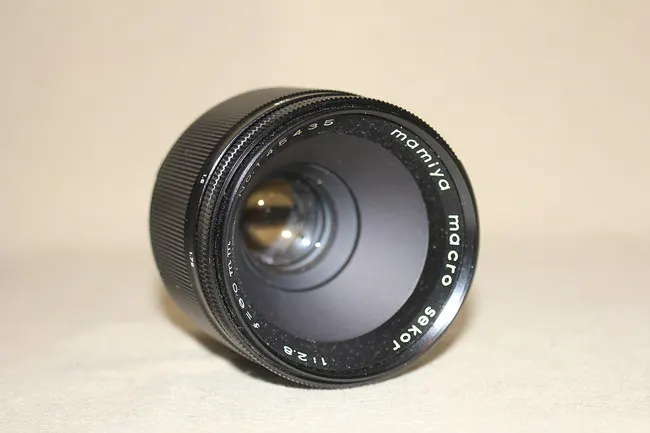 Mamiya Sekor 60mm f/2.8 Macro