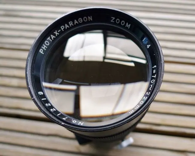 Photax-Paragon 70-220mm f/4