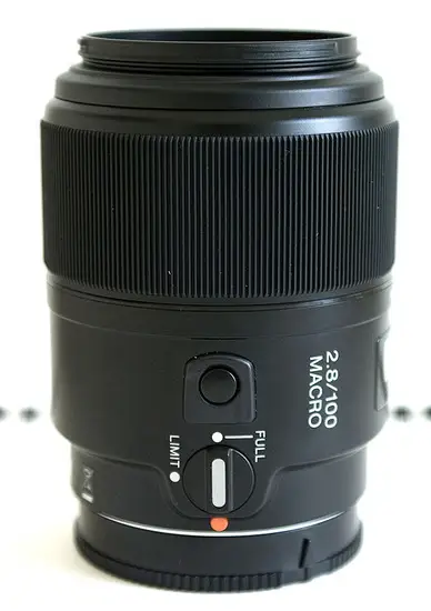 Sony 100mm f/2.8 Macro