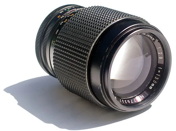 Auto Rikenon 135mm f / 2.8