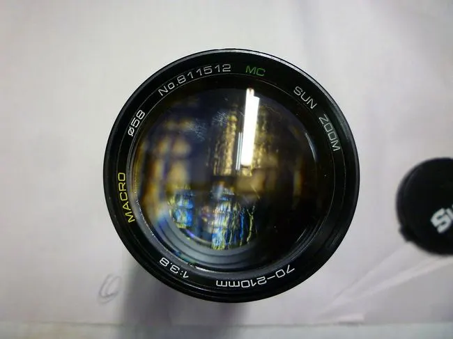 Sun 70-210mm f/3.8 Macro