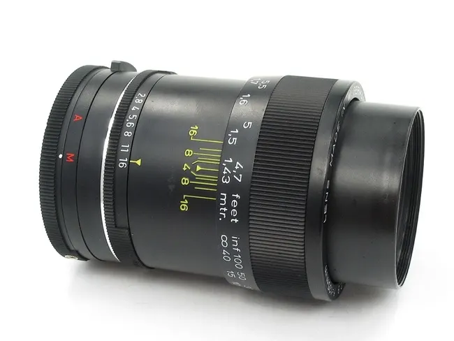 Revuenon 135mm f/2.8 MC
