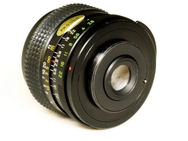 Helios 28mm f/2.8 Auto Wide Angle