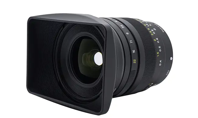 Tokina Firin 20mm f/2 FE MF
