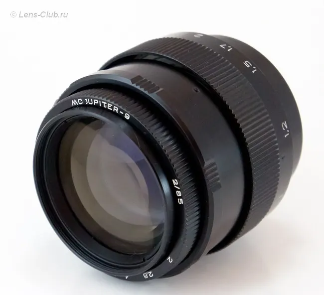 Jupiter-9 85mm f/2.0 (SLR)