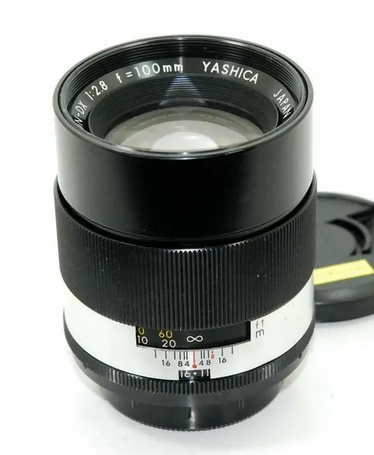 Yashica Auto Yashinon-DX 100mm f/2.8