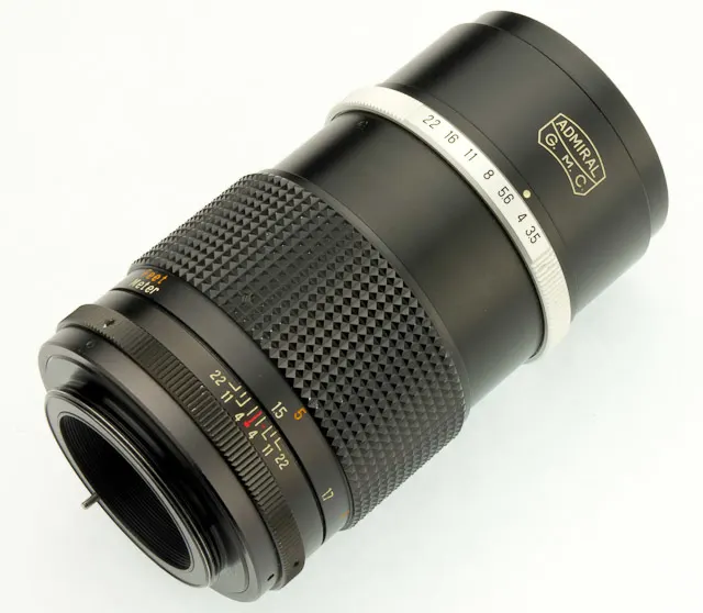 Admiral G.M.C. Automatik-Teleobjektiv 135mm f/3.5