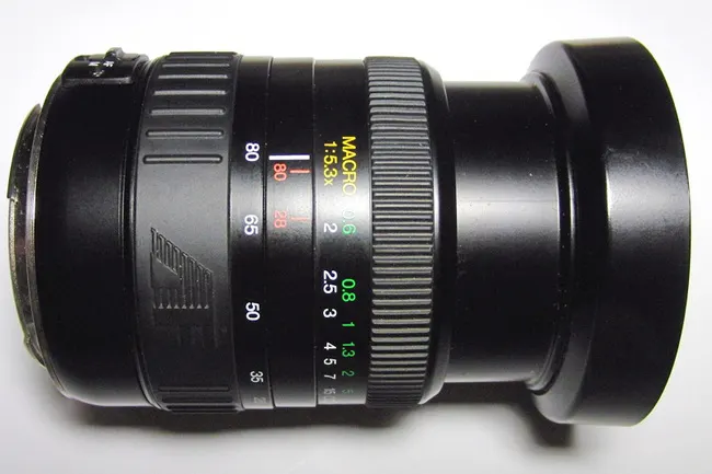 Exakta AF 28-80mm f/3.5-5.6 MC Macro