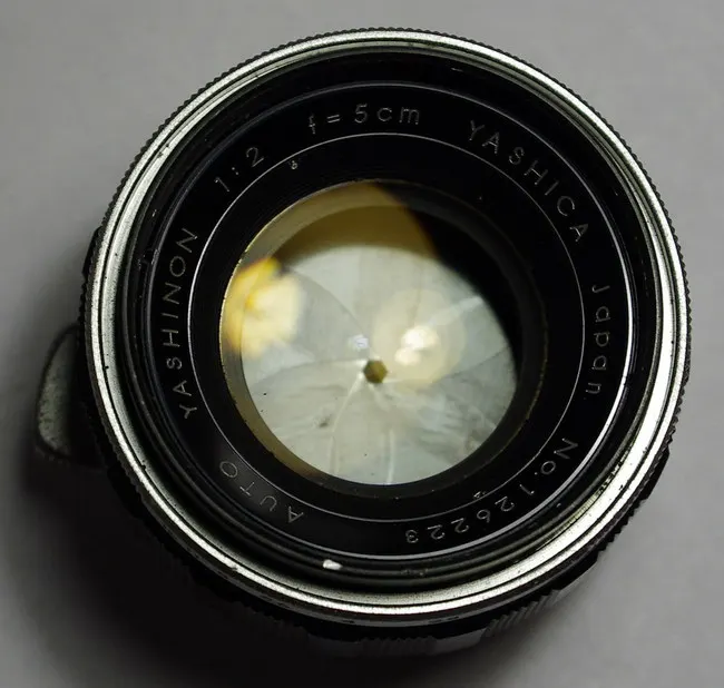 Yashica Auto Yashinon 50mm f/2