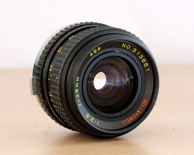 Bell&Howell 28mm f/2.8