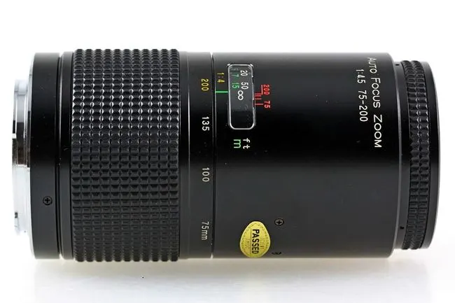 Exakta AF 75-200mm f/4.5 MC Macro (II)
