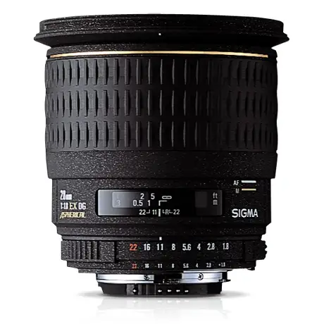 Sigma 28mm f/1.8 EX DG ASP Macro