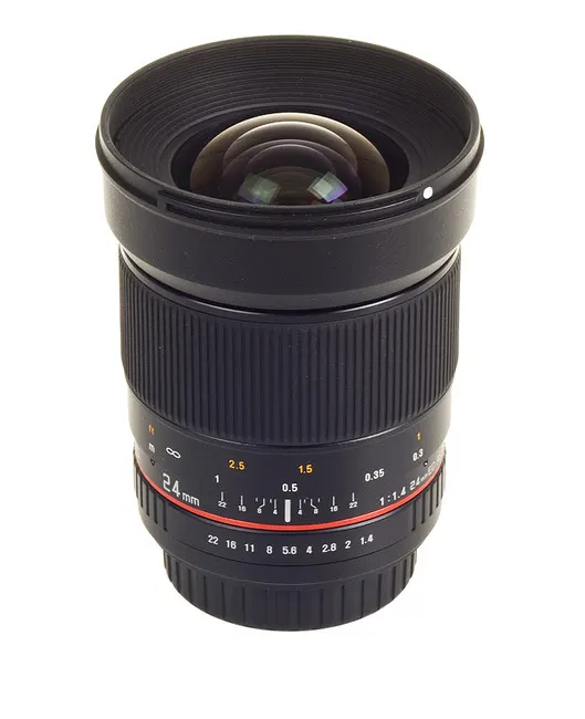 Samyang 24mm f/1.4 ED AS UMC