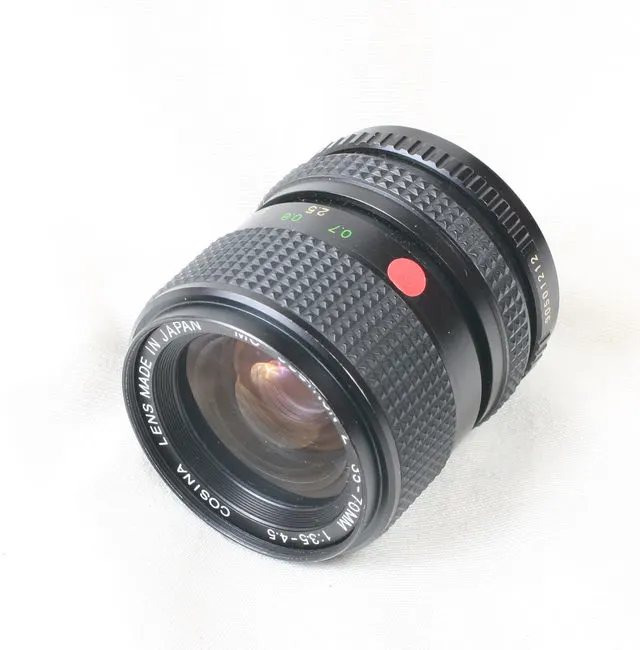 Cosinon-Z 35-70mm f/3.5-4.5 MC