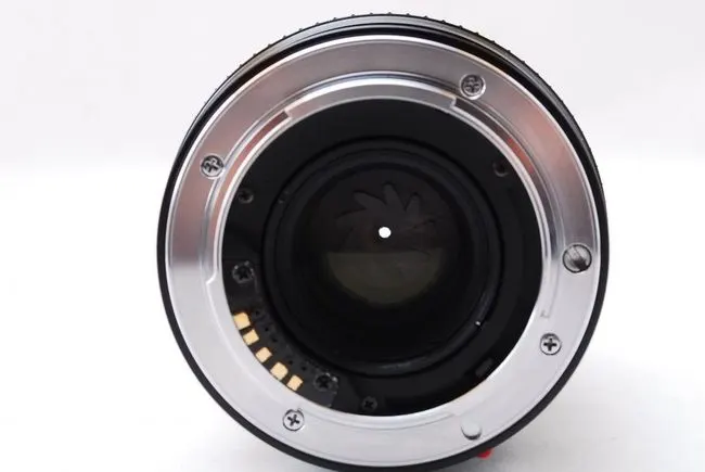Tokina AF AT-X 100mm f/2.8 IF Macro