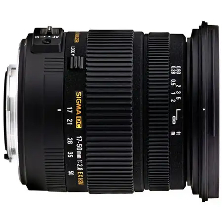 Sigma 17-50mm f/2.8 EX DC HSM