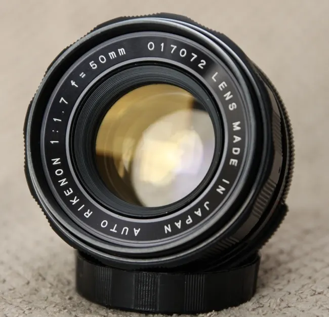Ricoh Rikenon 50mm f/1.7 Auto