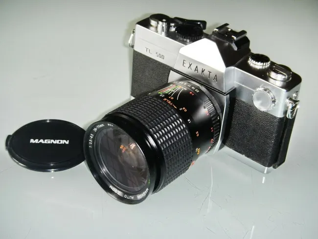 Magnon 28-75mm f/3.5-4.5 MC Auto