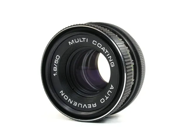 Pentacon 50mm f/1.8 multi coating auto