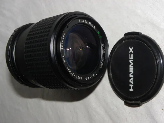 Hanimex 35-70mm f/3.5-4.5 MC Macro