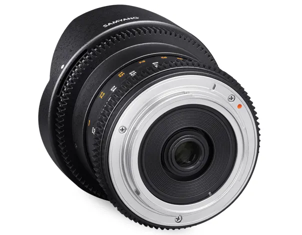 Samyang 8mm T/ 3.8 VDSLR UMC Fish-eye CS II