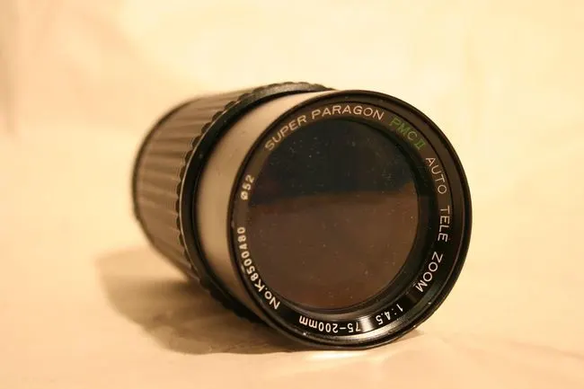 Super Paragon 75-200mm f/4.5 PMCII Auto Tele
