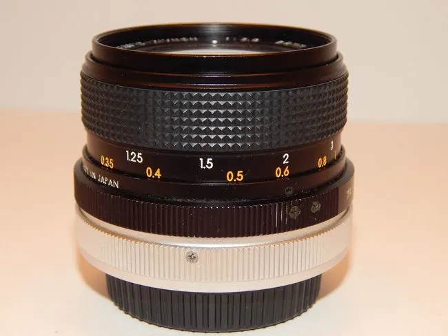 SP Hervic-Zivnon 28mm f/2.8 TMC Compact