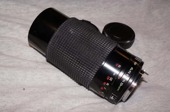 ProSpec MC Auto Zoom 80-200mm f/3.9